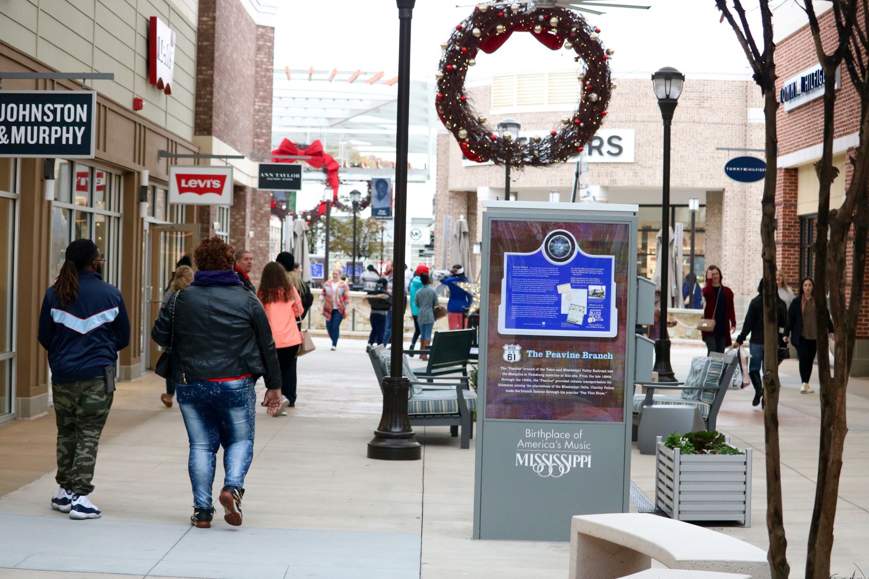 Black Friday shoppers flood stores